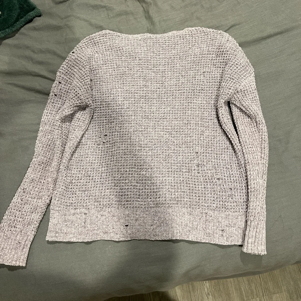 American Eagle sweater - Picture 3 of 3